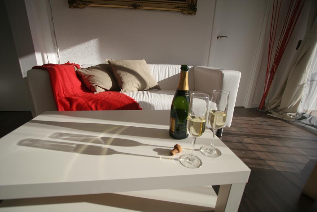 Near Clot & Sagrada Familia Apartment Barcelona Phòng bức ảnh
